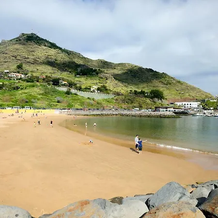 Sky View By Rg-hosting * Machico (Madeira)