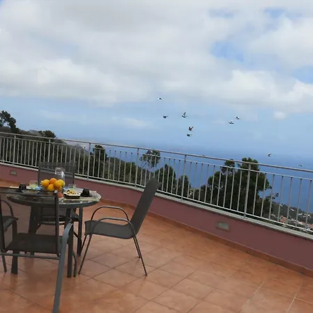 Βίλα Sky View By Rg-hosting Machico (Madeira)
